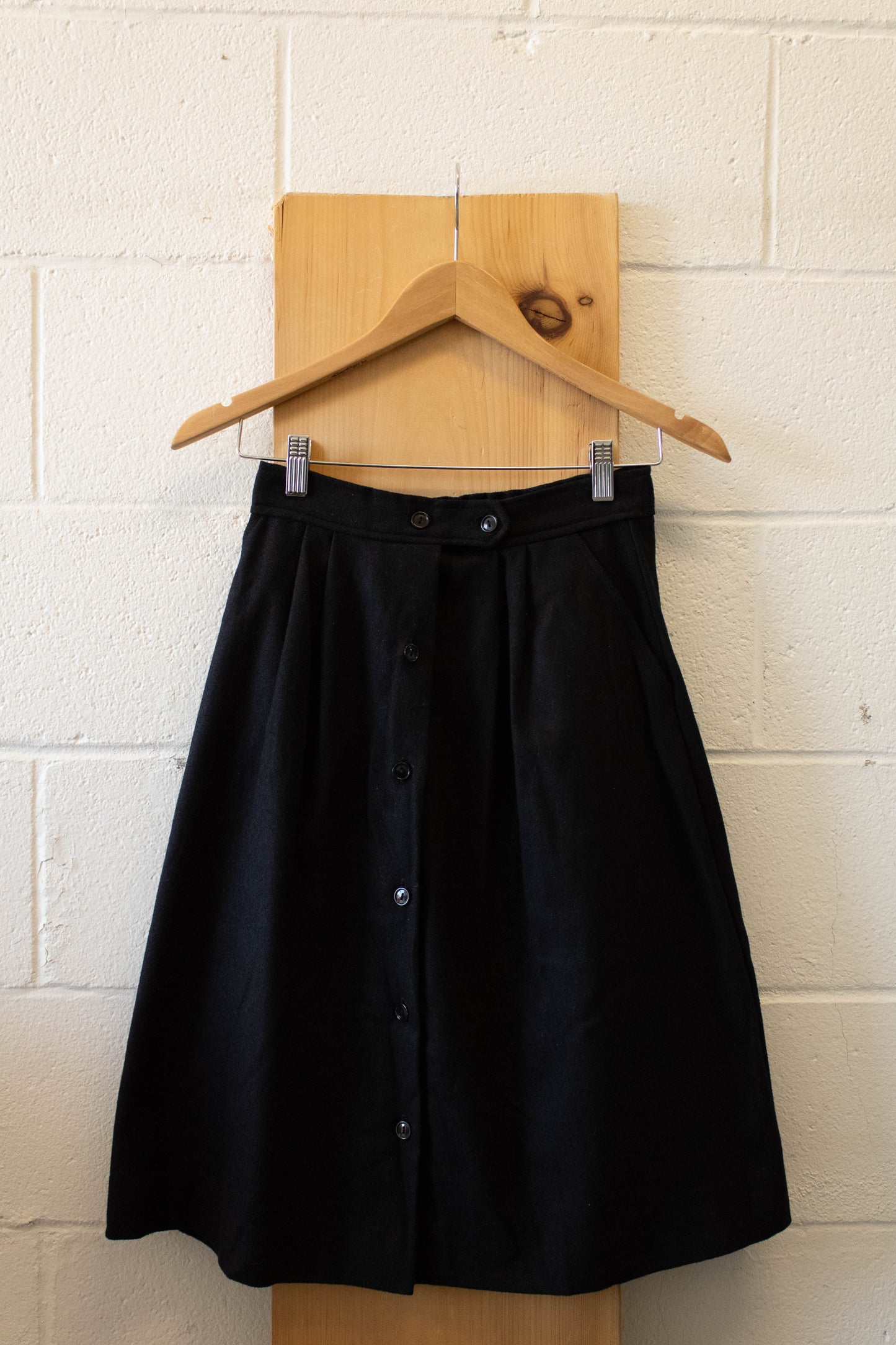 Black Wool Skirt : 26