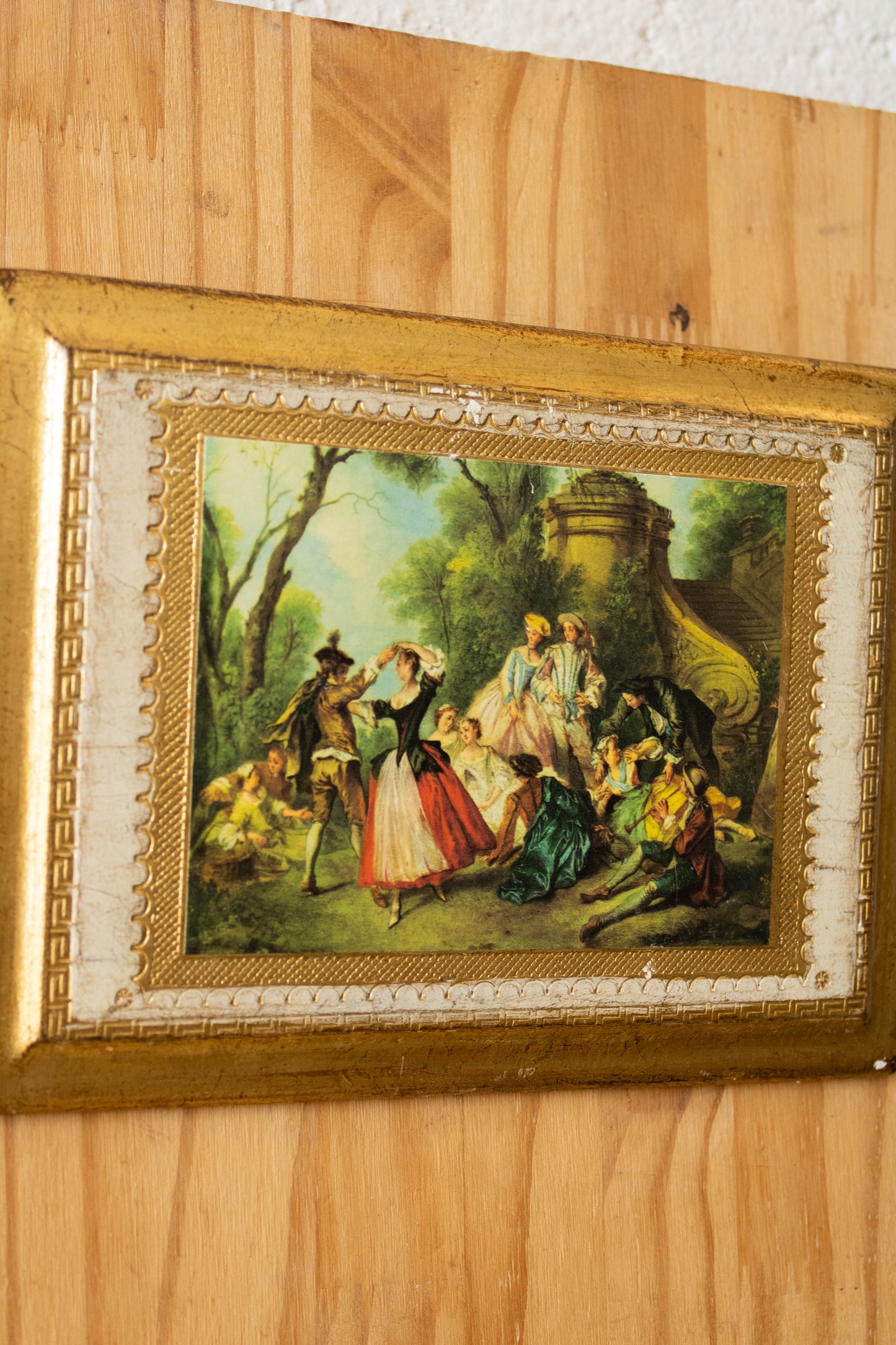 Vtg Painted Gold Wood Plaque