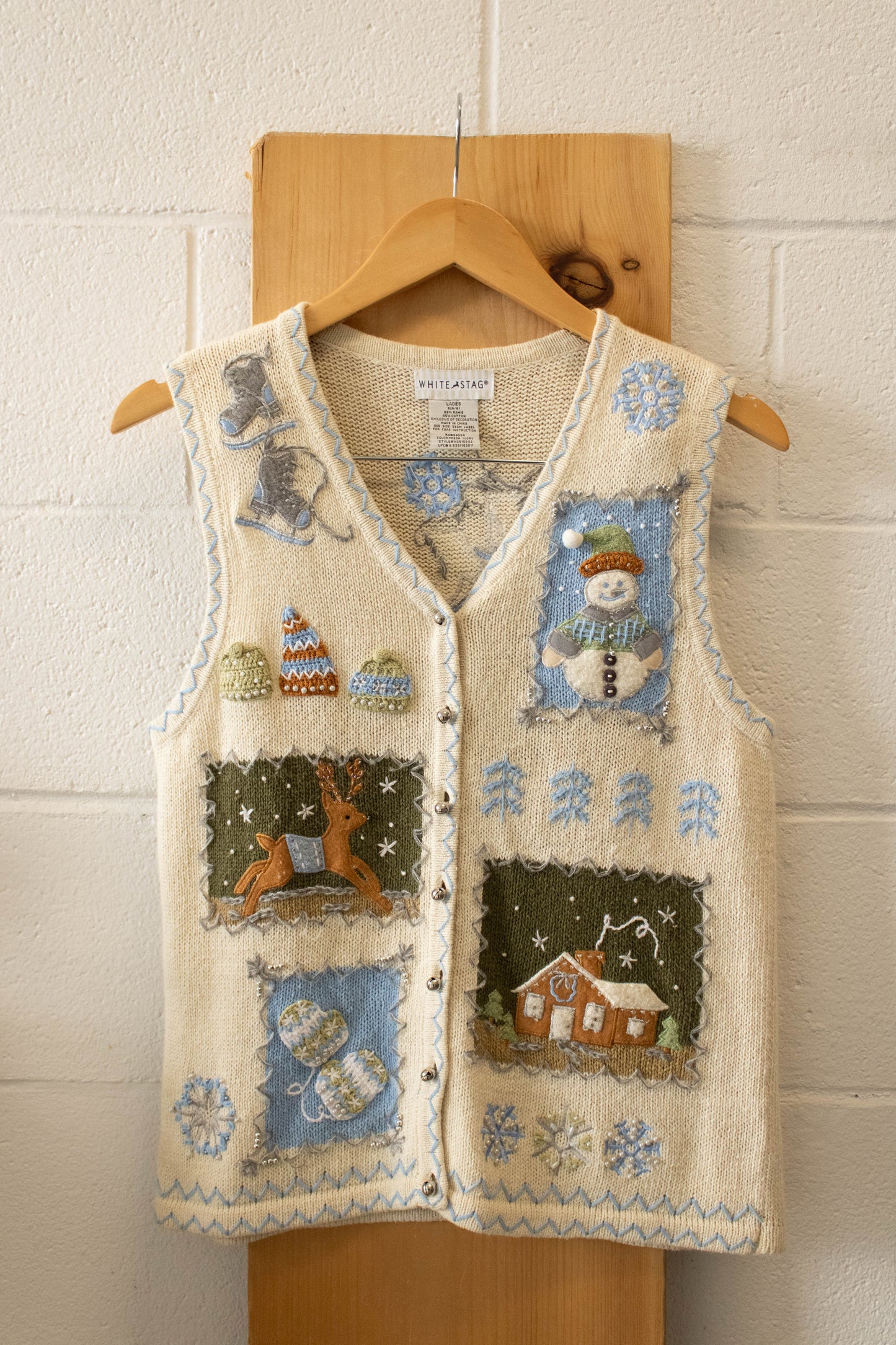 Winter Scene Vest : S