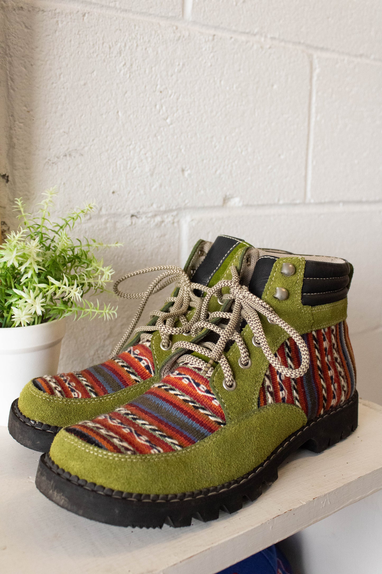 Green Yoaan Boots : 9