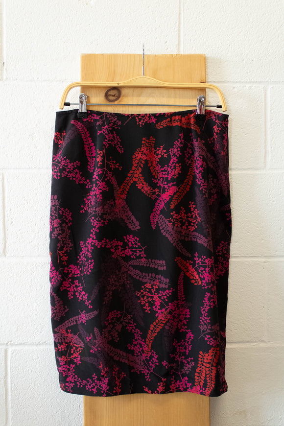 EXPRESS Floral Skirt : 11/12