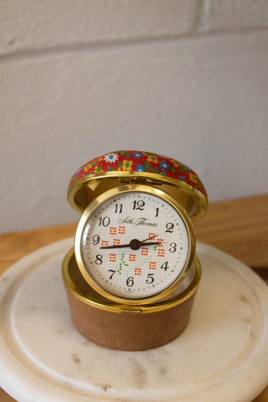 Vtg Pin Cushion Clock