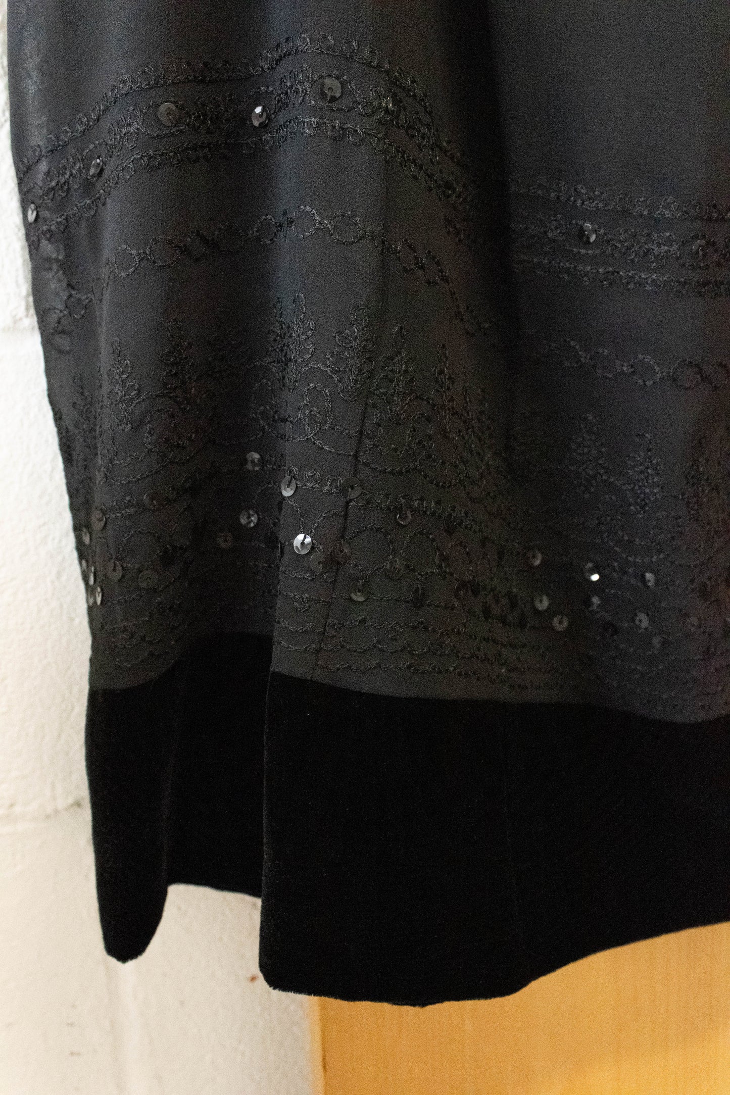 Black Beaded Skirt : 6