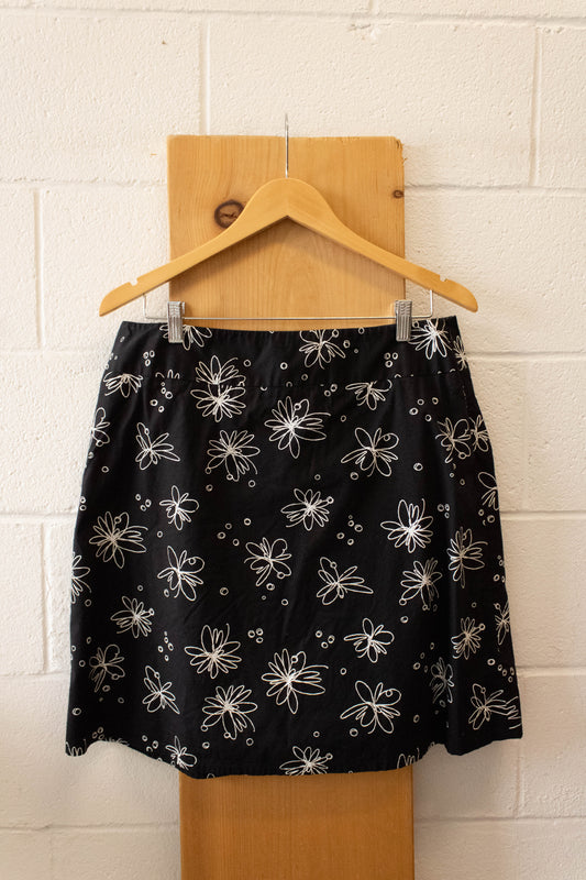 Vtg Black Floral Skirt : 14P