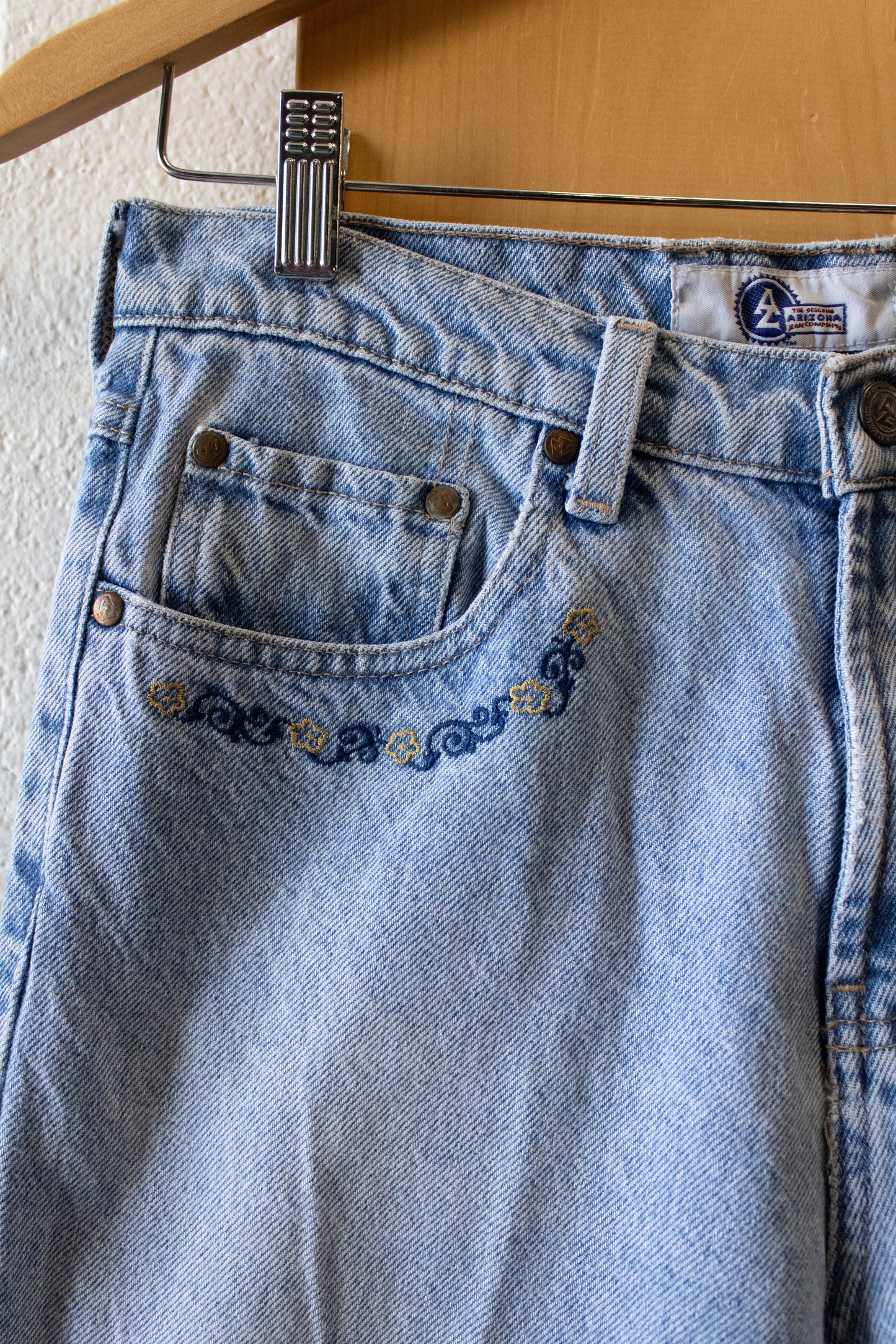 Floral Embroidered Jeans : 7