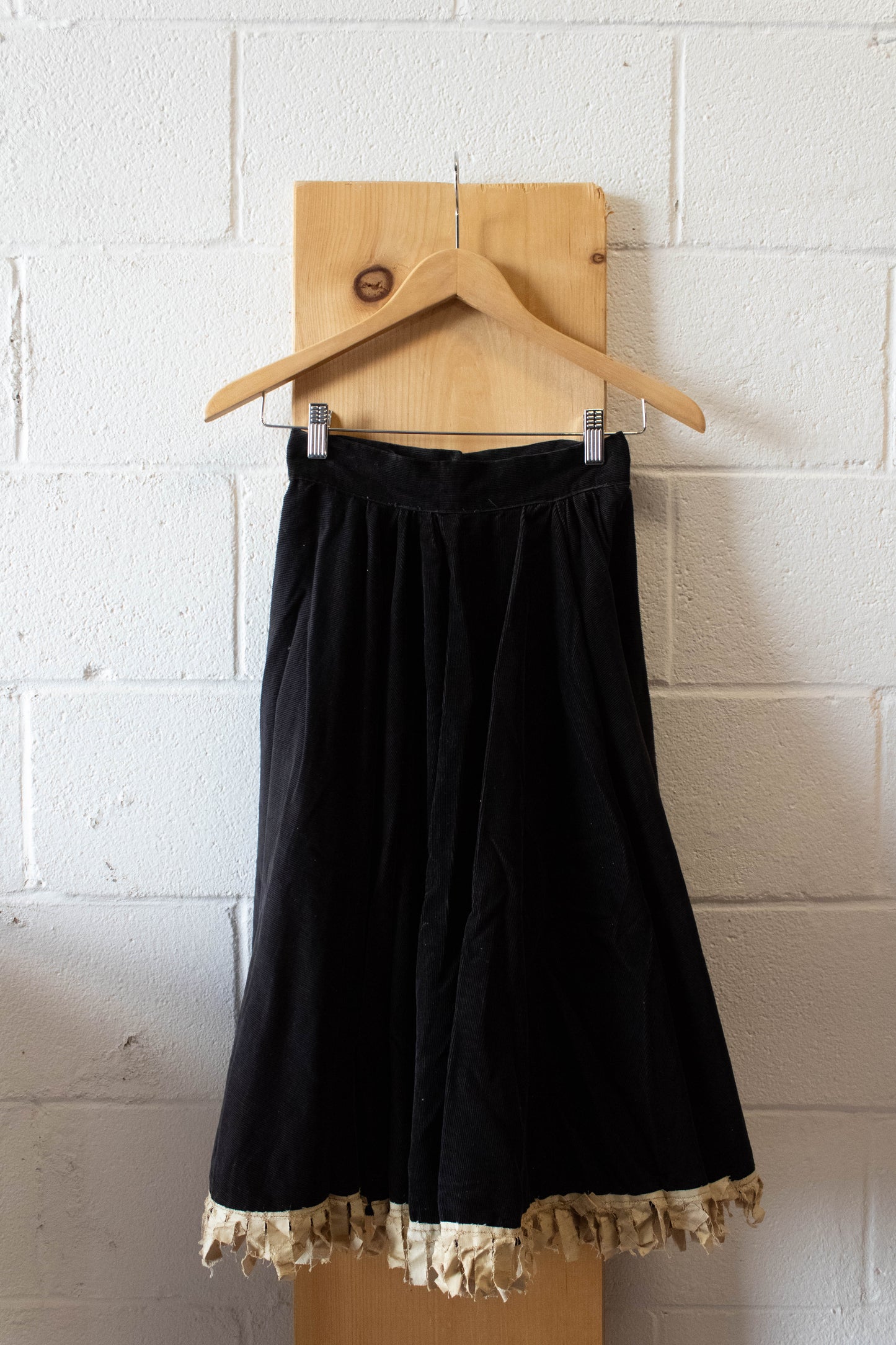 WHSE479 Original Black Corduroy Skirt : 24