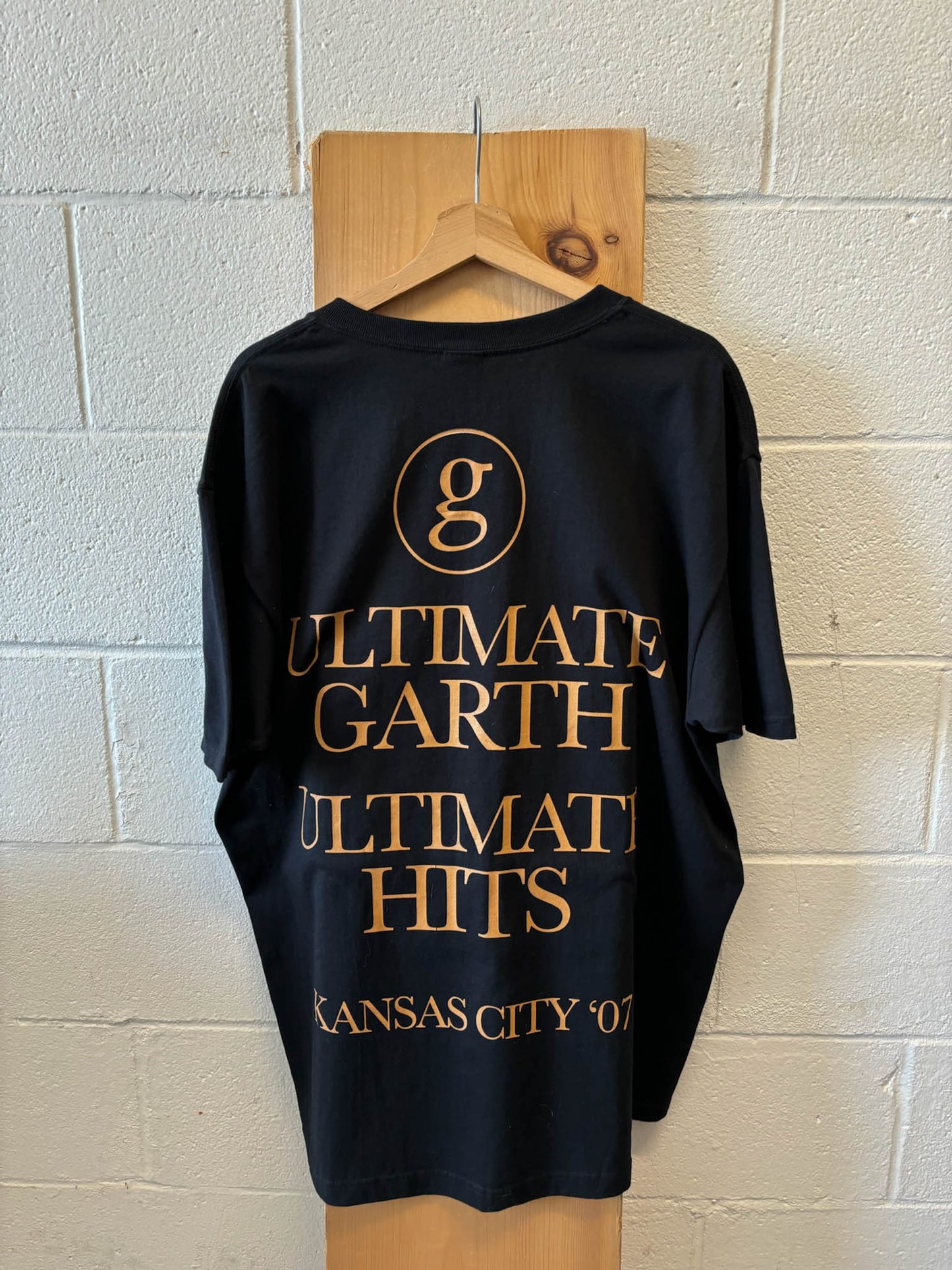 '07 Garth Tour Tee : XL