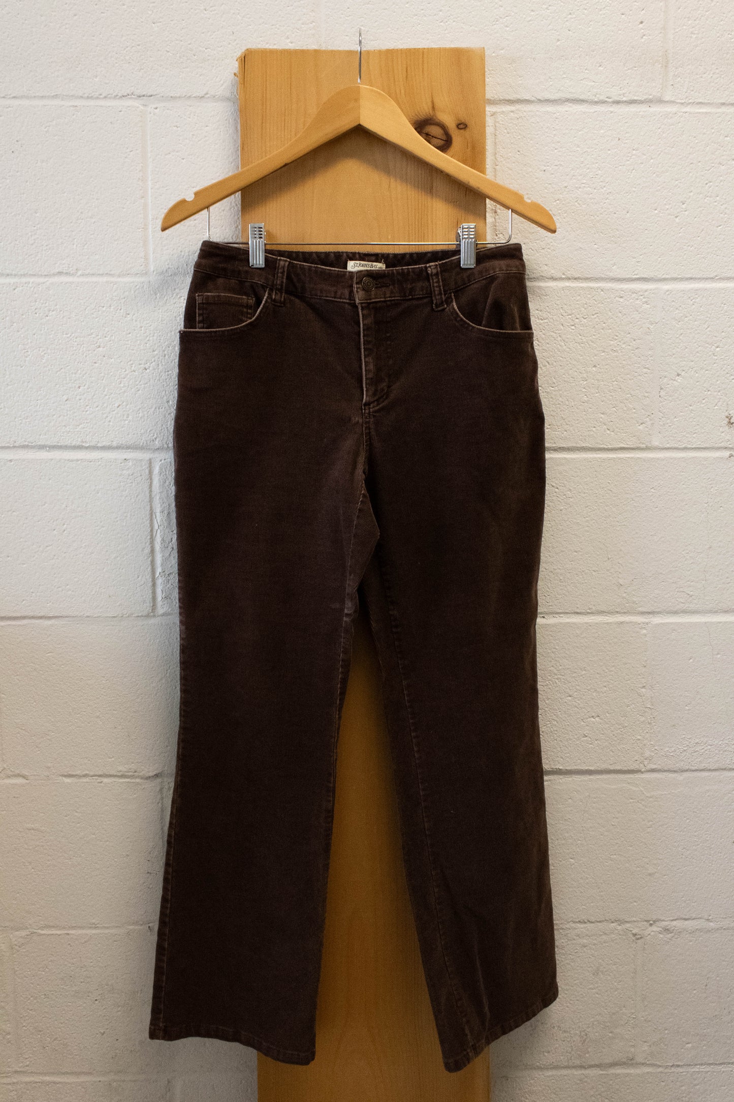 Brown Corduroy Pants : 8P