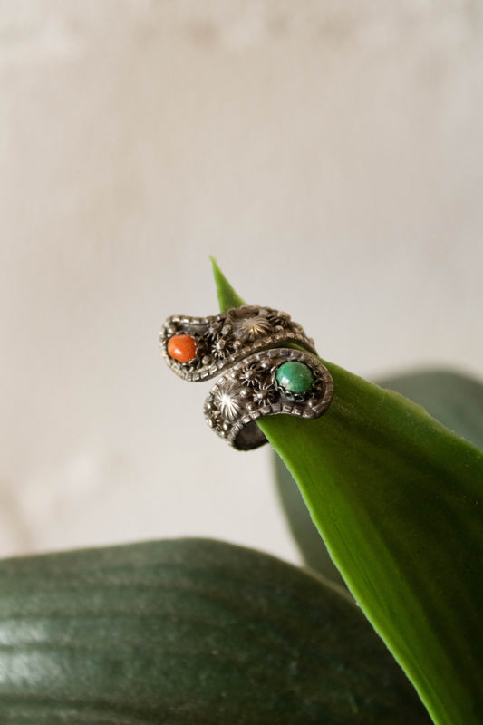 Silver Tone Turquoise and Coral Ring : 6