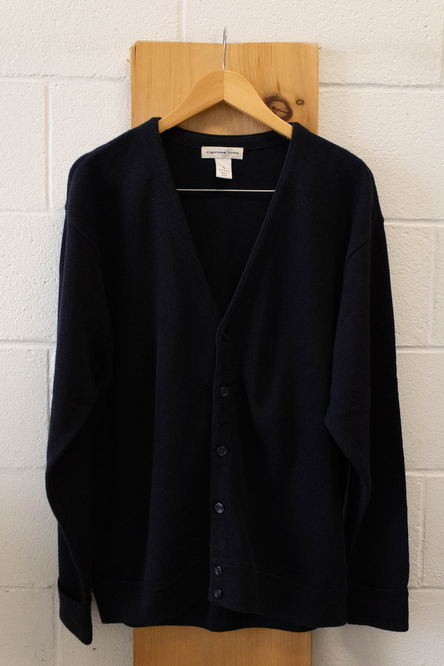 Vtg Black Cardigan : XL