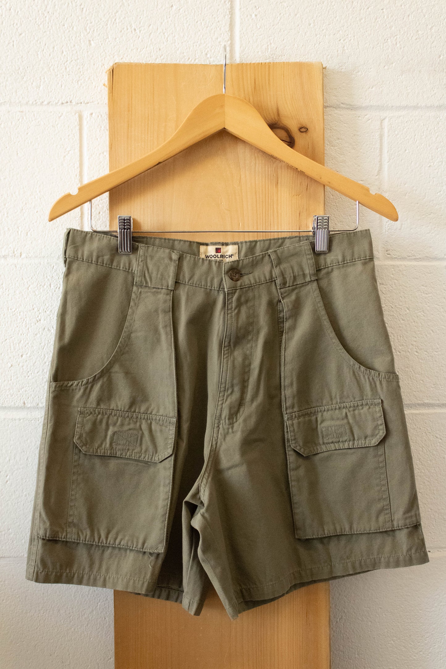 Olive Green Cargo Shorts : 32