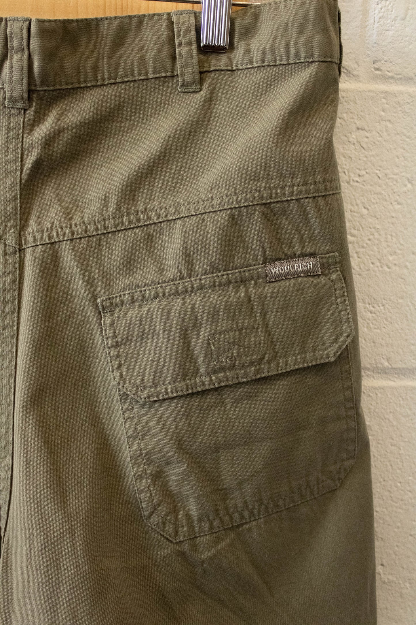 Olive Green Cargo Shorts : 32