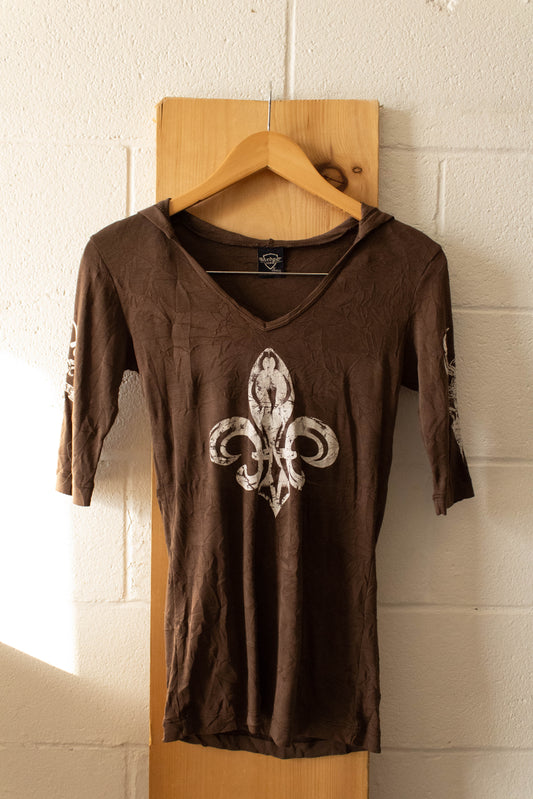 Brown Y2K Fleur De Lis Tee : S