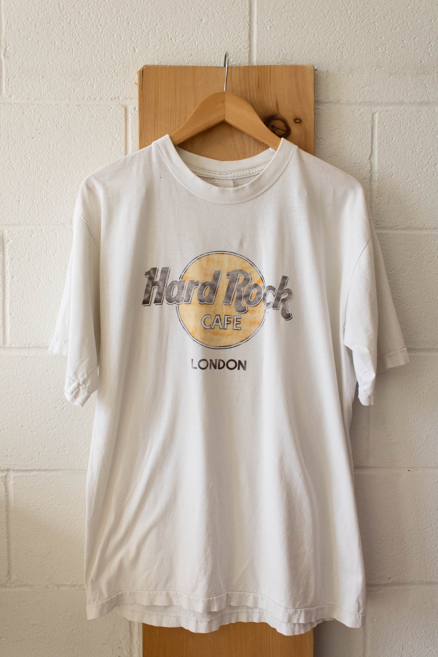 Faded London Hard Rock White Tee : M