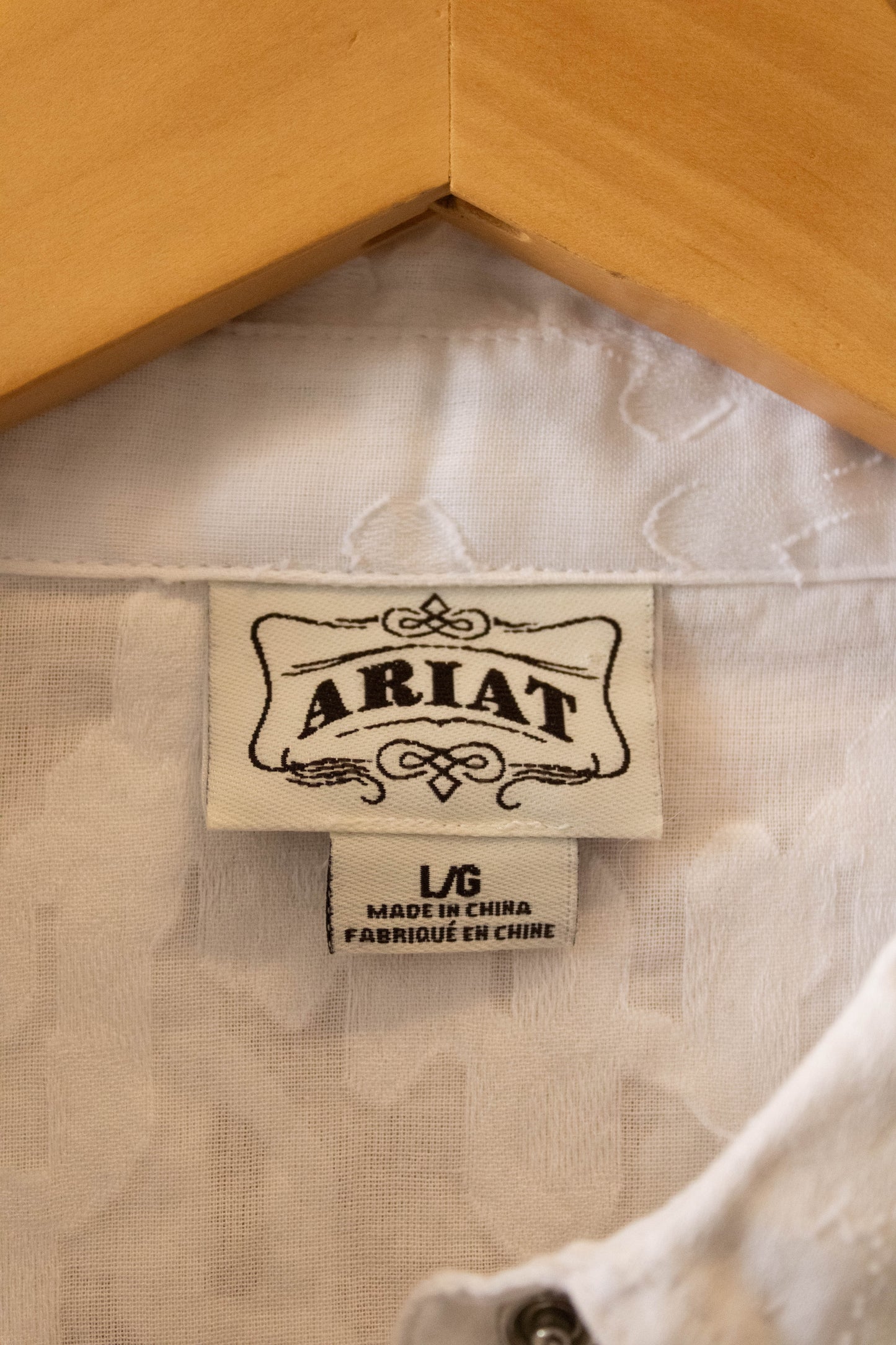 White Ariat Snap Up : L