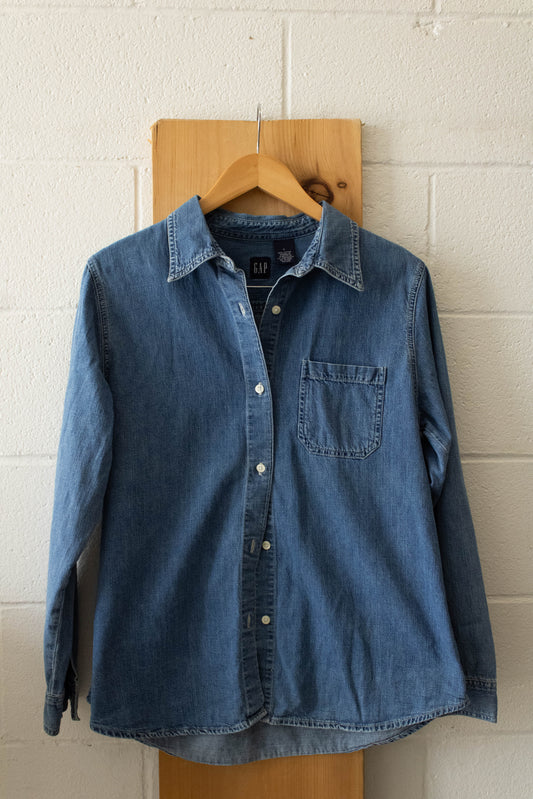 Vtg GAP Denim Button Up : L