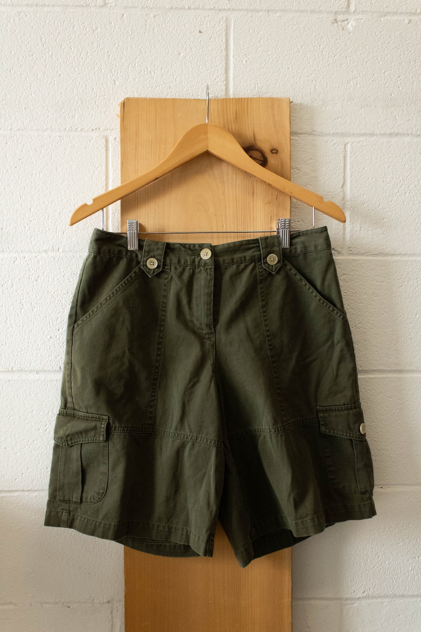 Olive Green Cargo Shorts : 10