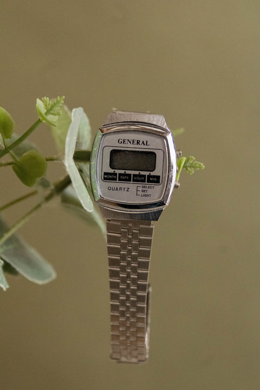 Vtg General Silver Watch