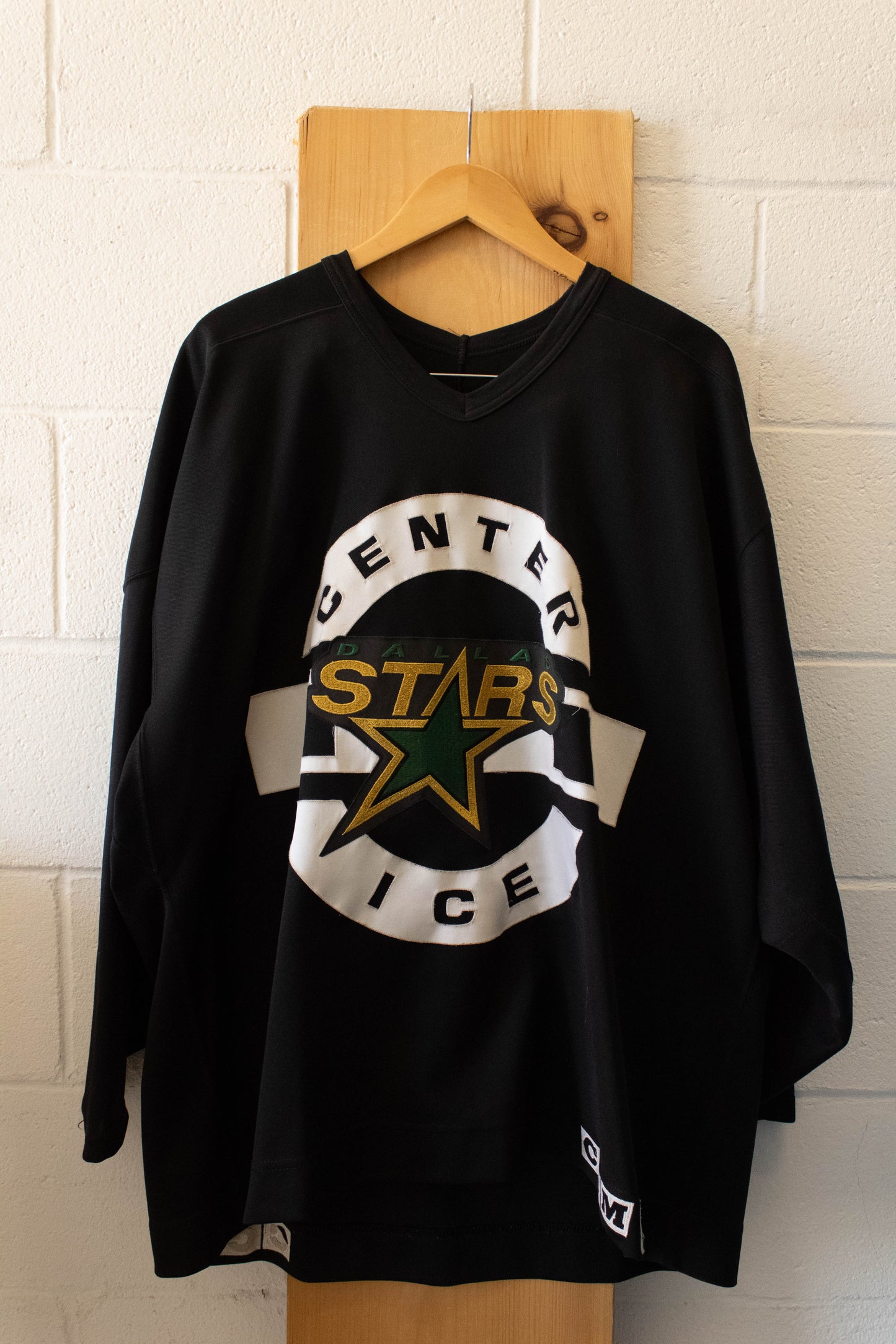 Vtg Dallas Stars Signed Jersey : 56