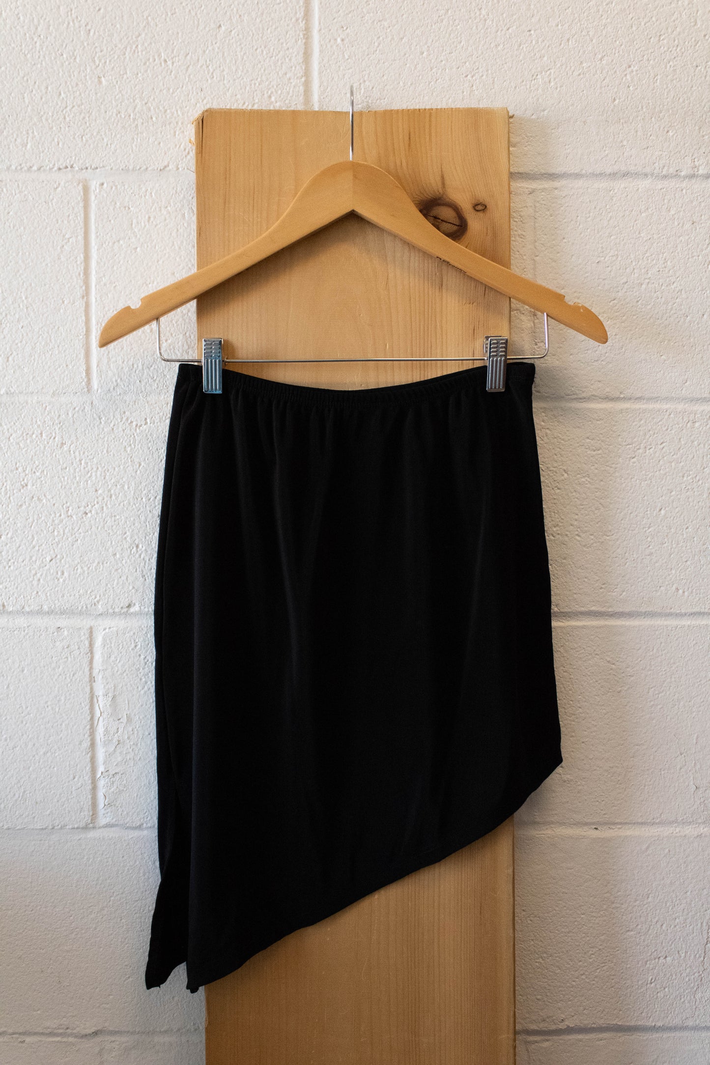 Asymmetrical Black Skirt : L