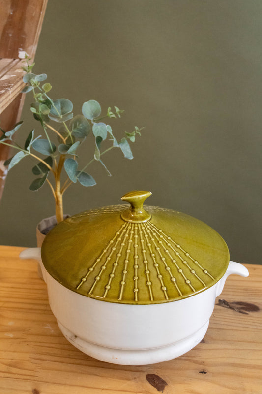 Vtg Green and White Serving Dish (Local Pick Up Only)