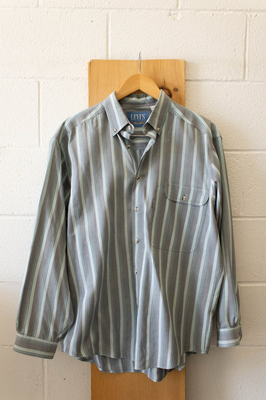 Striped Levis Button Up : L
