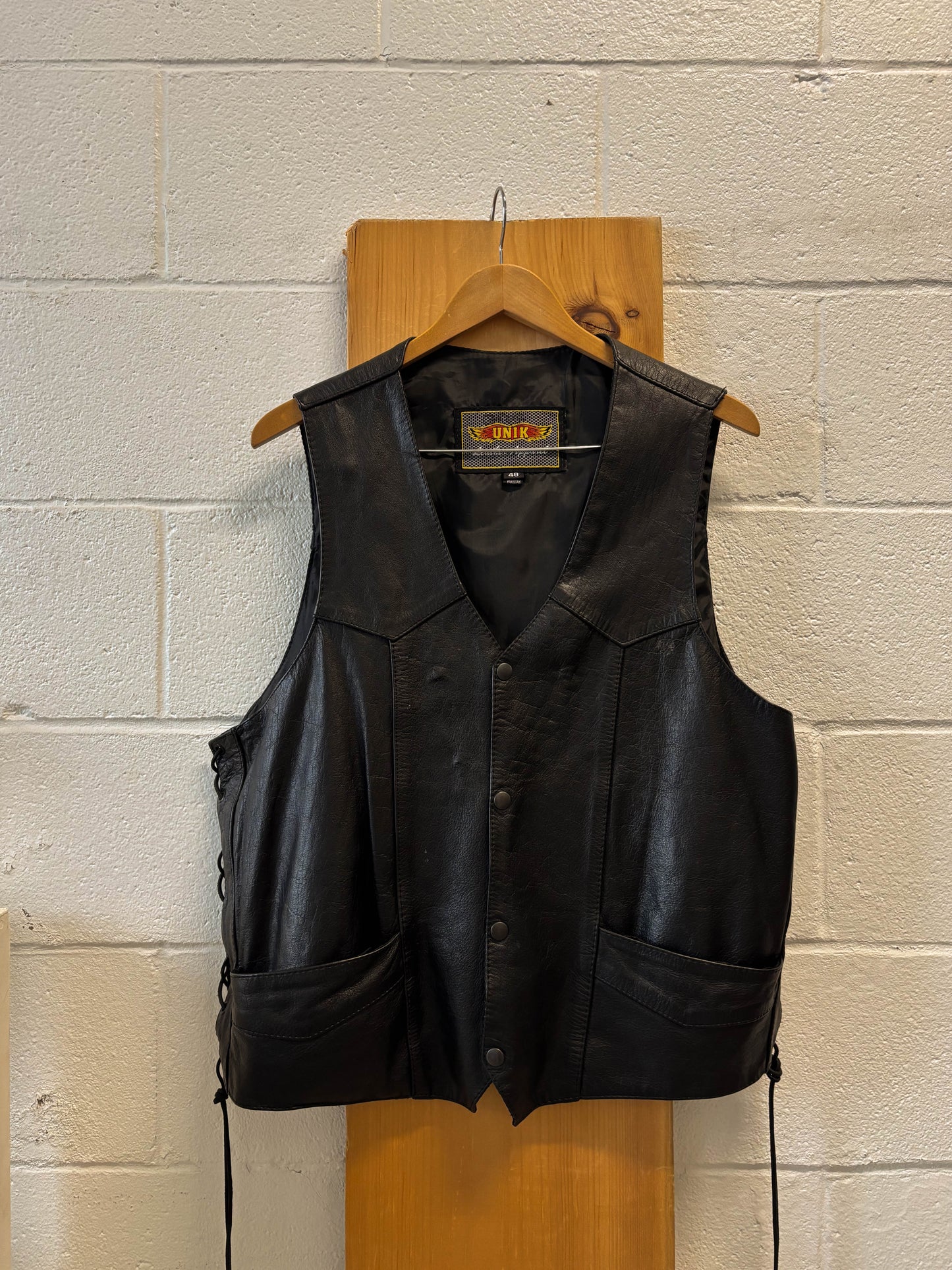 Black Leather Vest : 48