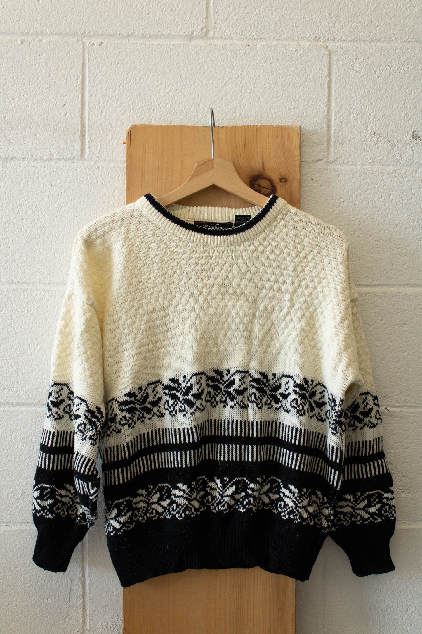 Vtg Cream and Black Knitted Sweater : M