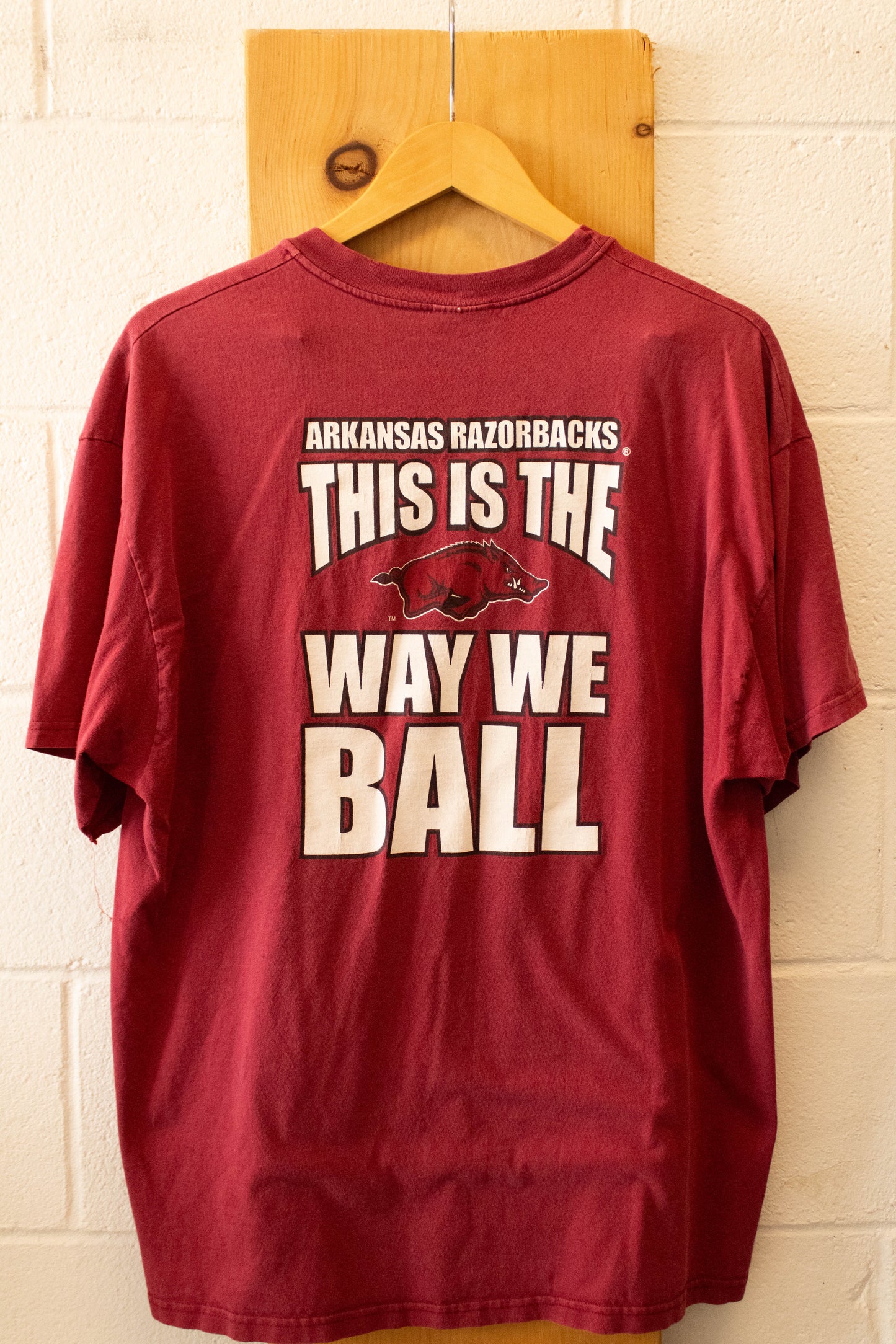 Red Razorbacks Trough Tee : XL