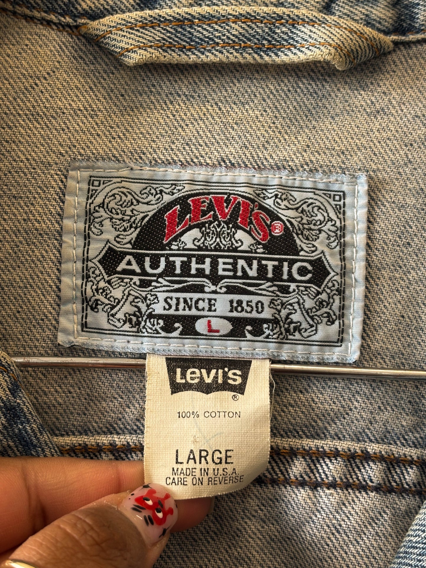 90's Levi’s Denim Jacket : L