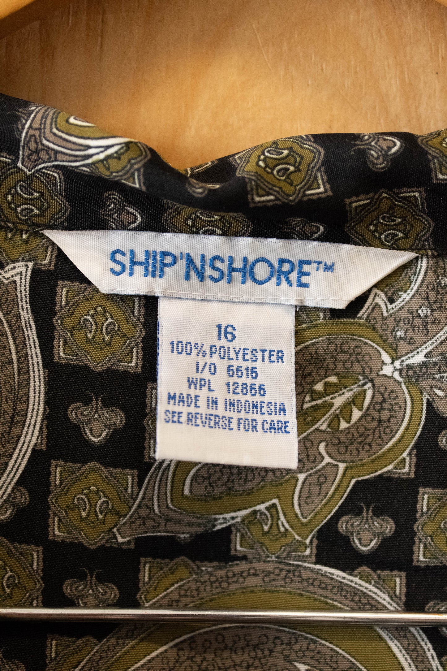 Vtg Paisley Button Up : 16