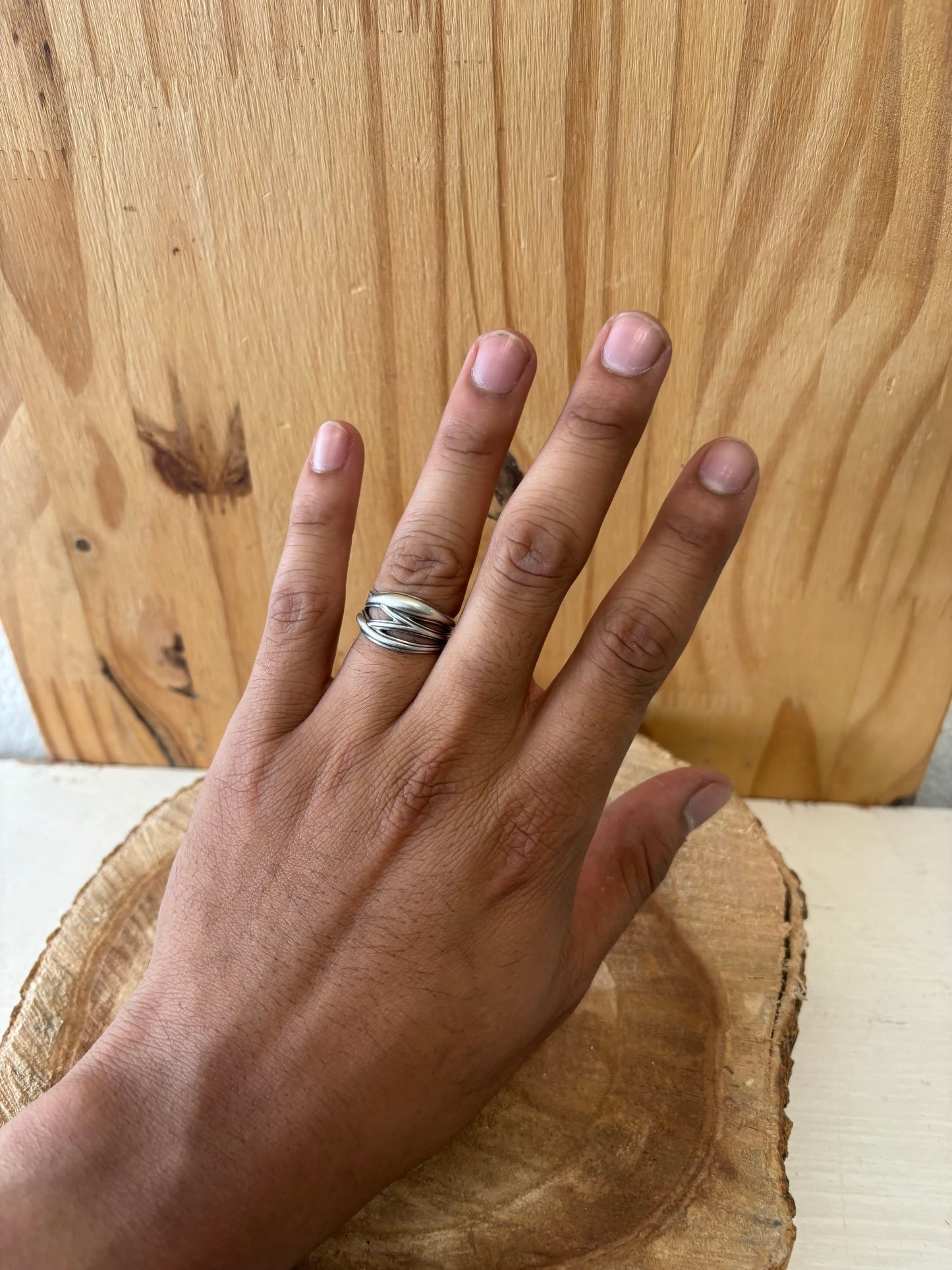 Sterling Silver Criss Cross Ring : 7