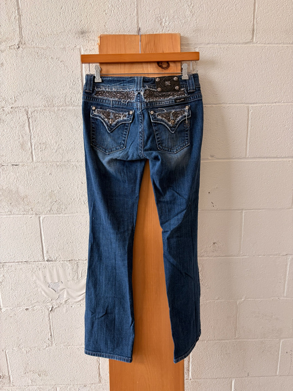 Miss Me Easy Boot Jeans : 28
