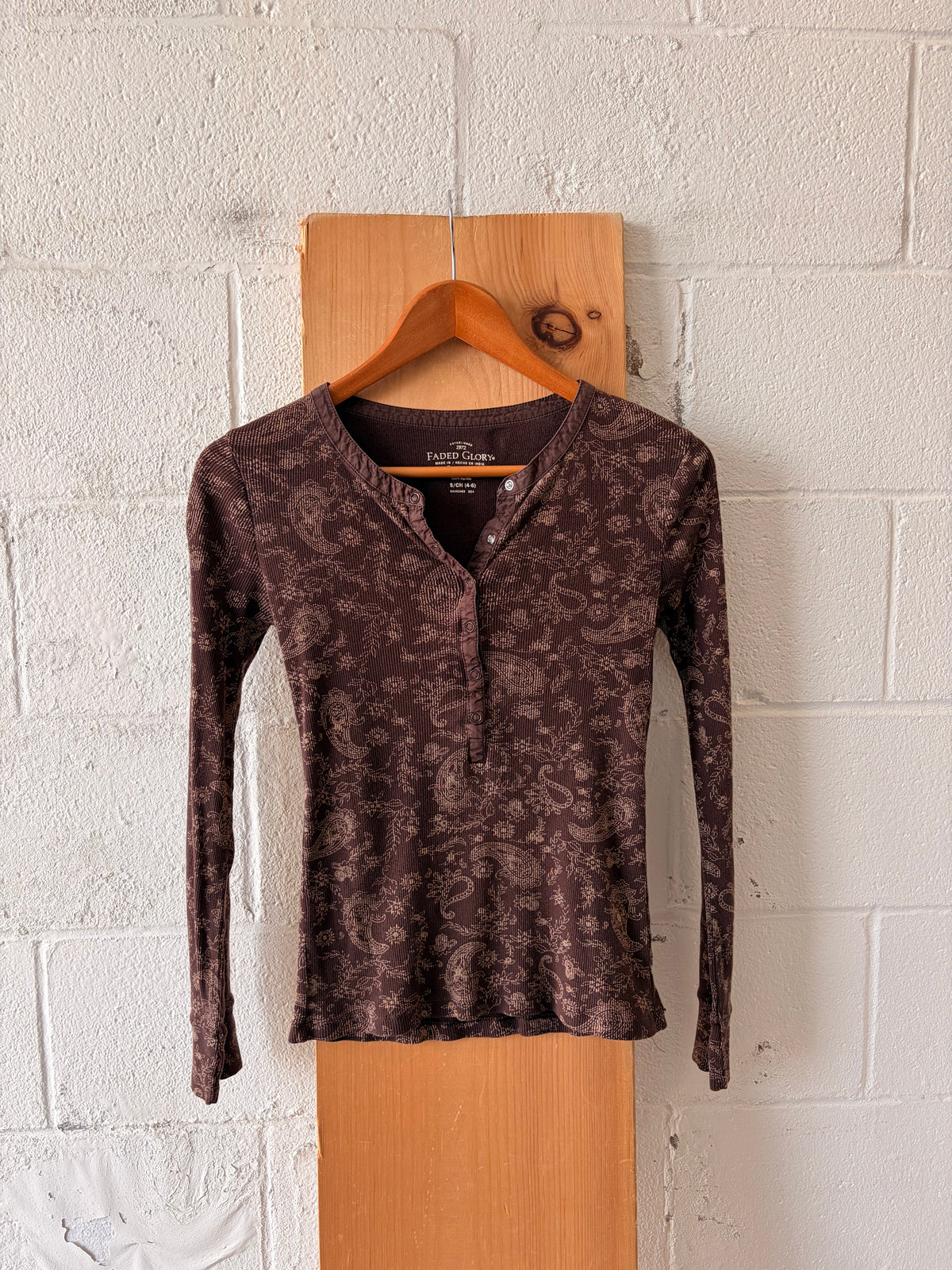 Brown Paisley Henley : S