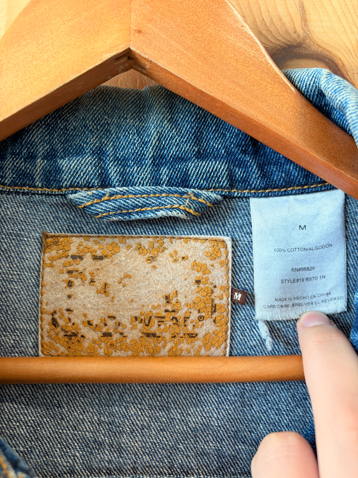 Classic Denim Trucker Jacket : M