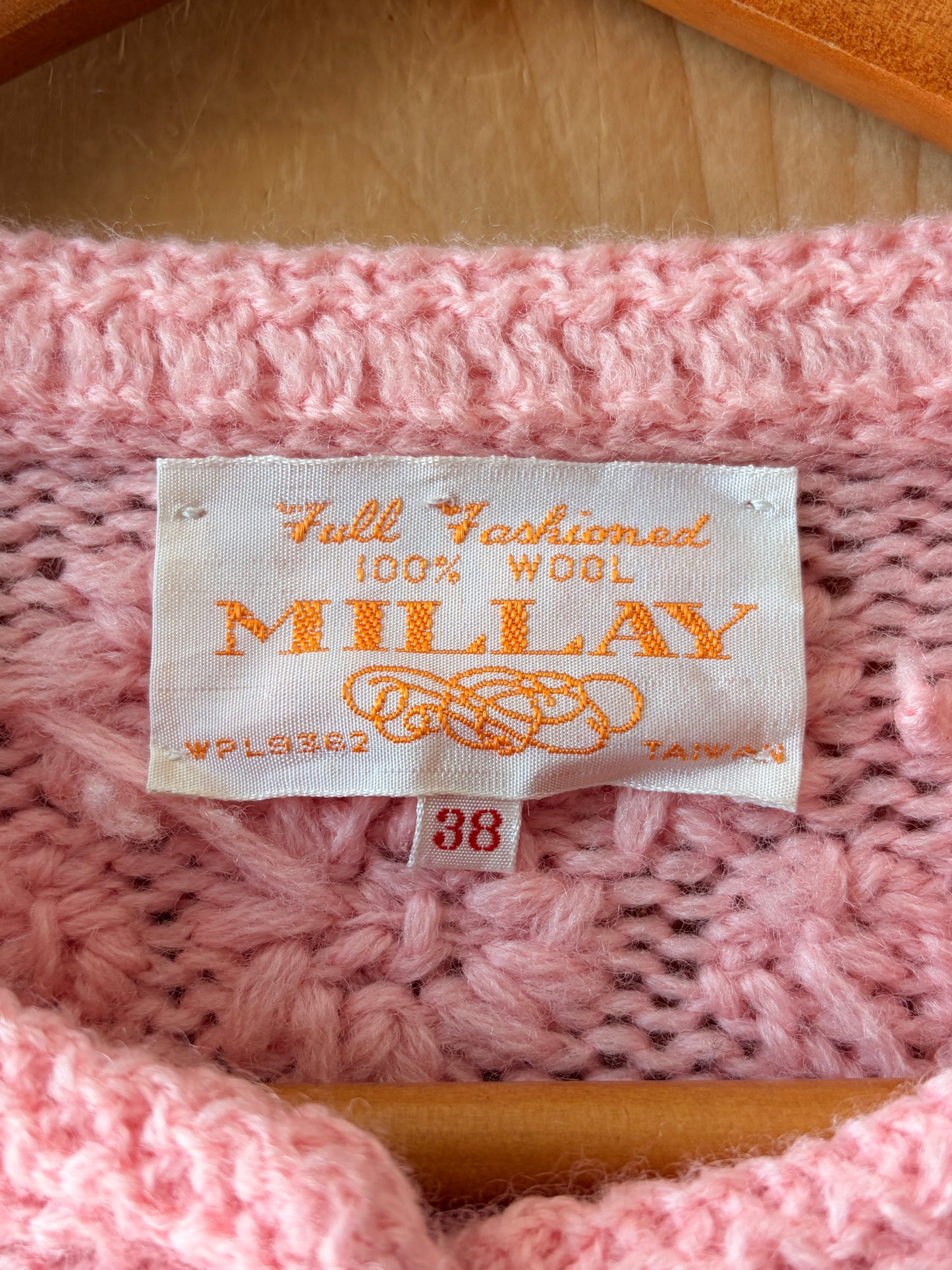 Vtg Pink Wool Cardigan : 38