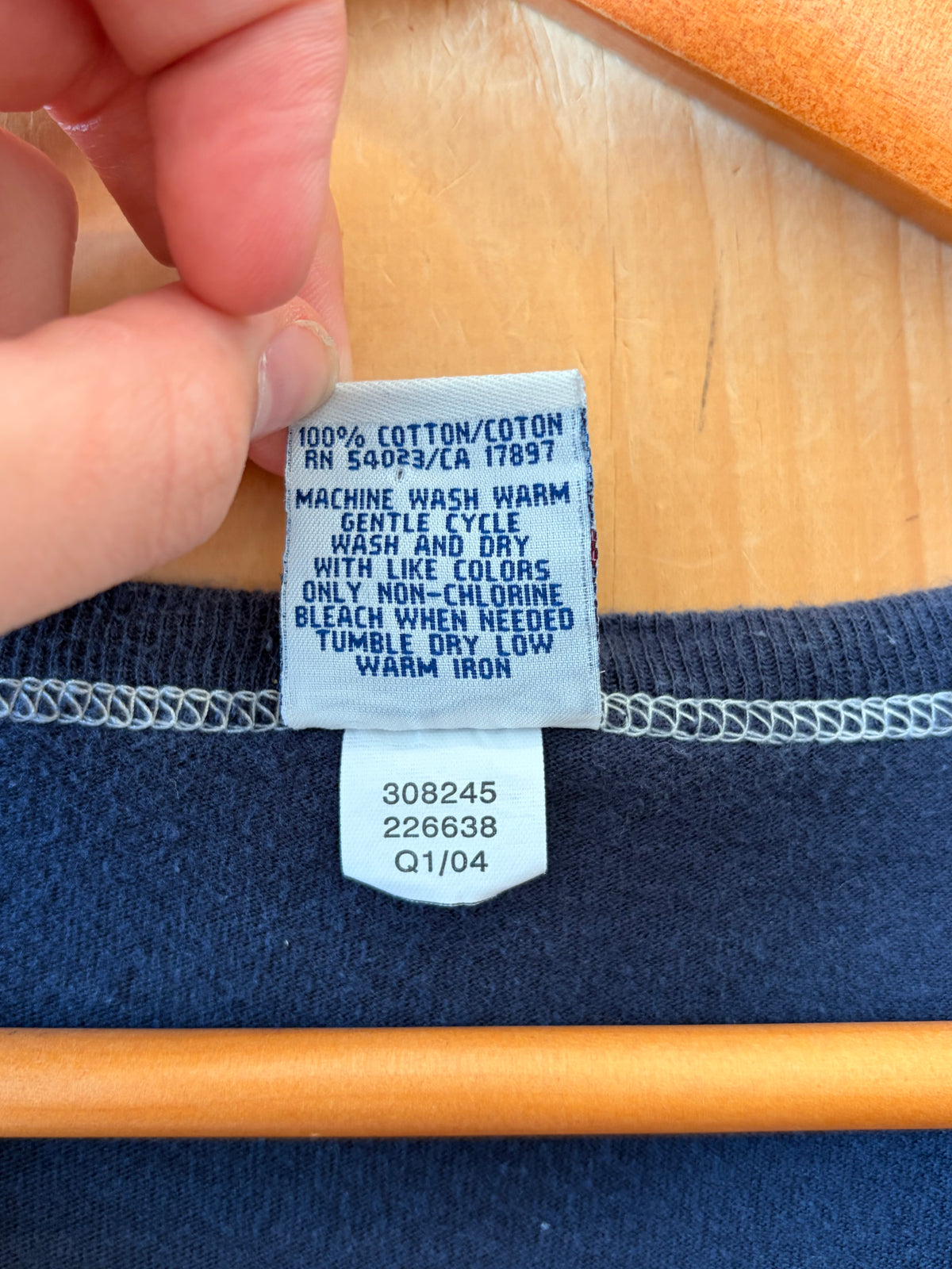 04’ Classic White Stitched Navy Tee : XL