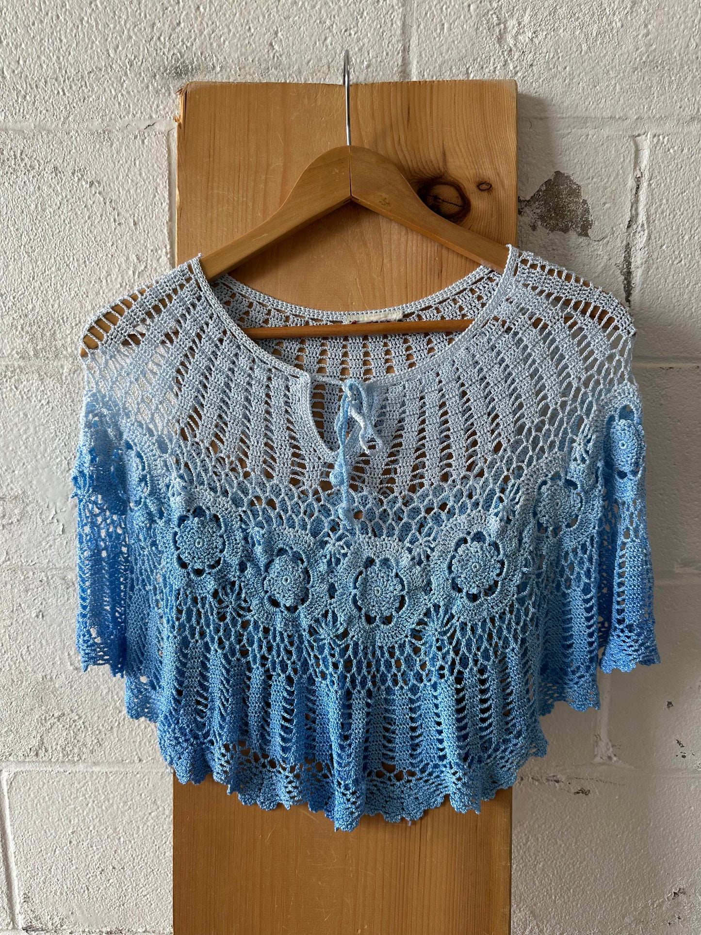 Crochet Blue Ombré Poncho : OS