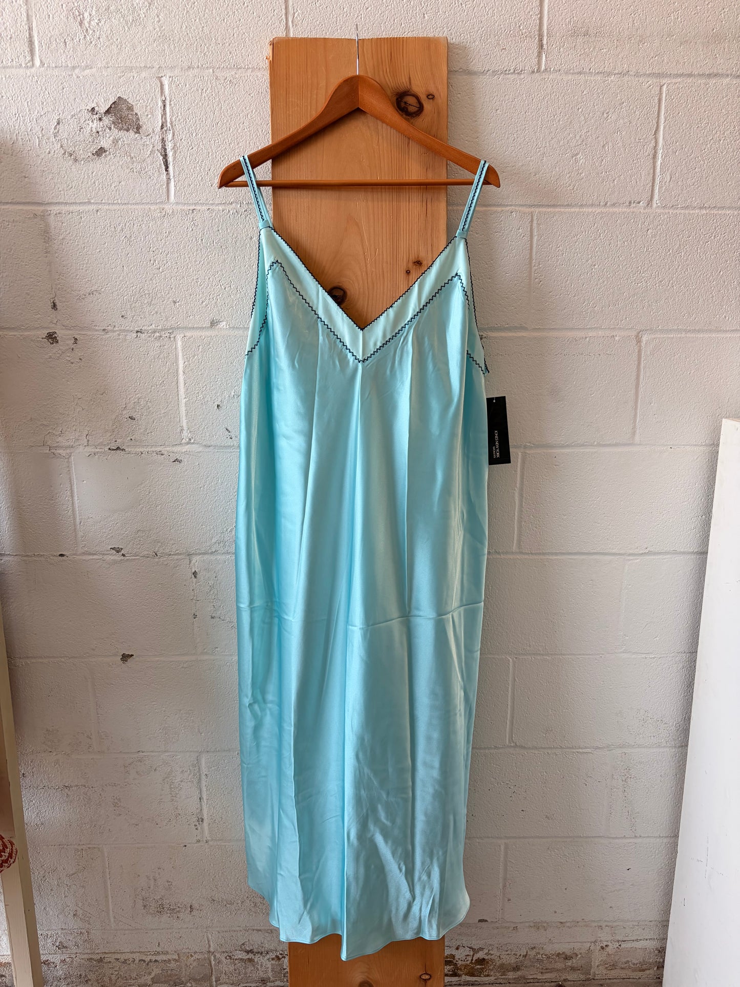 NWT Matching Light Blue Nightgown & Robe Set : 3X