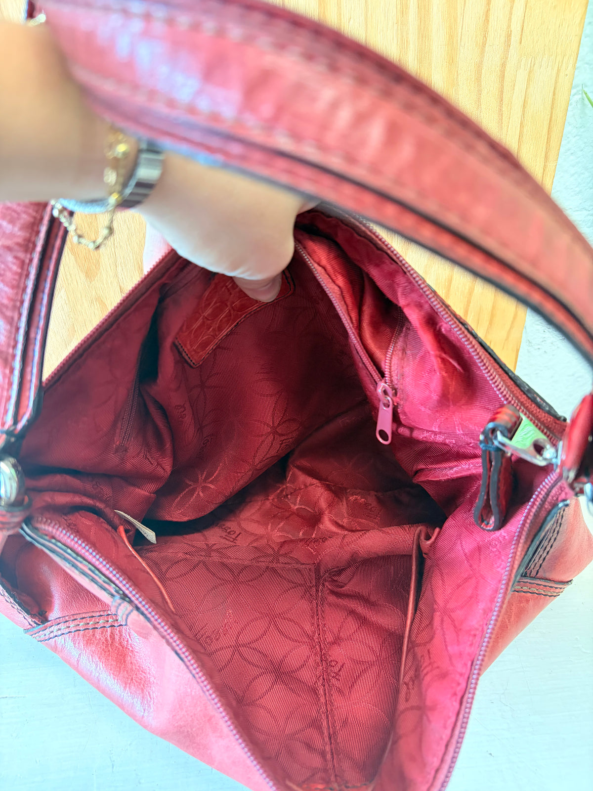Red Fossil Shoulder Purse