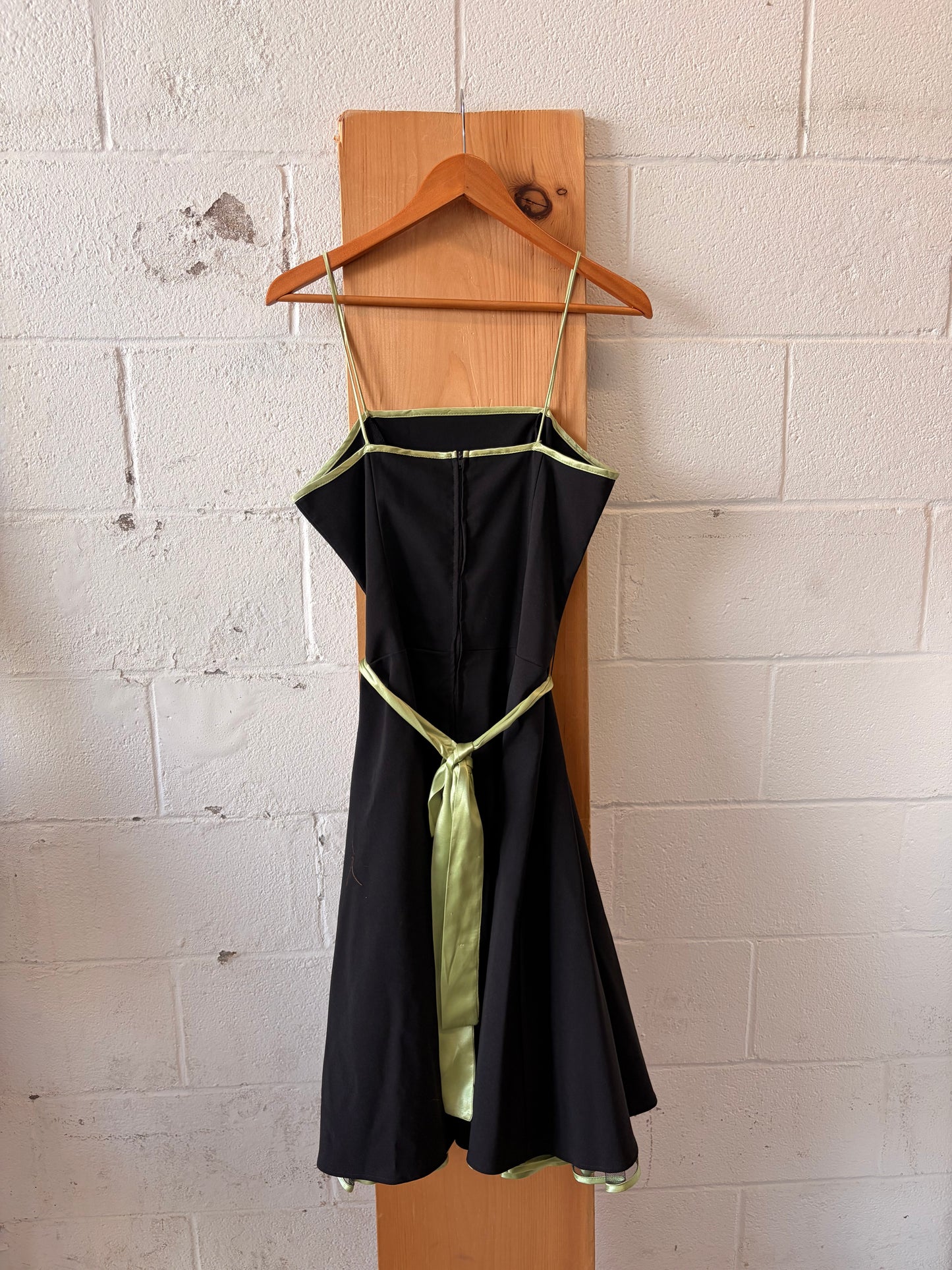 Black & Green Dress : 13/14