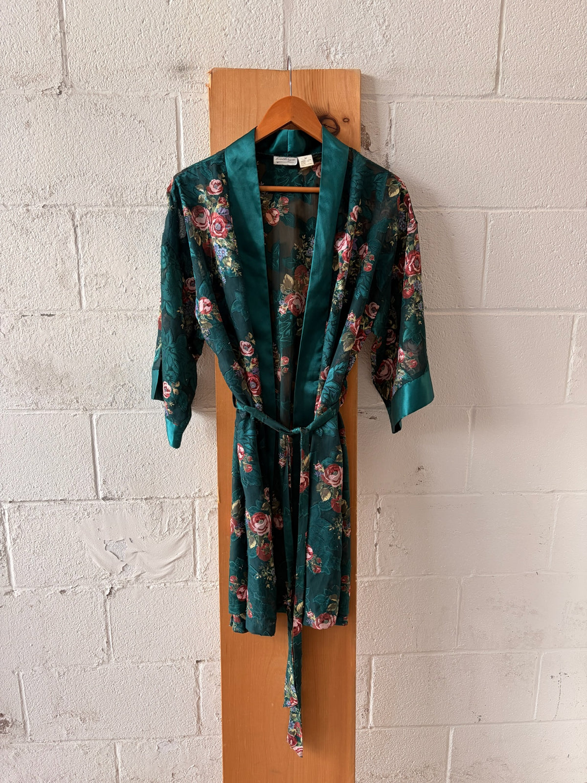 Vtg Short Green Floral Robe : M