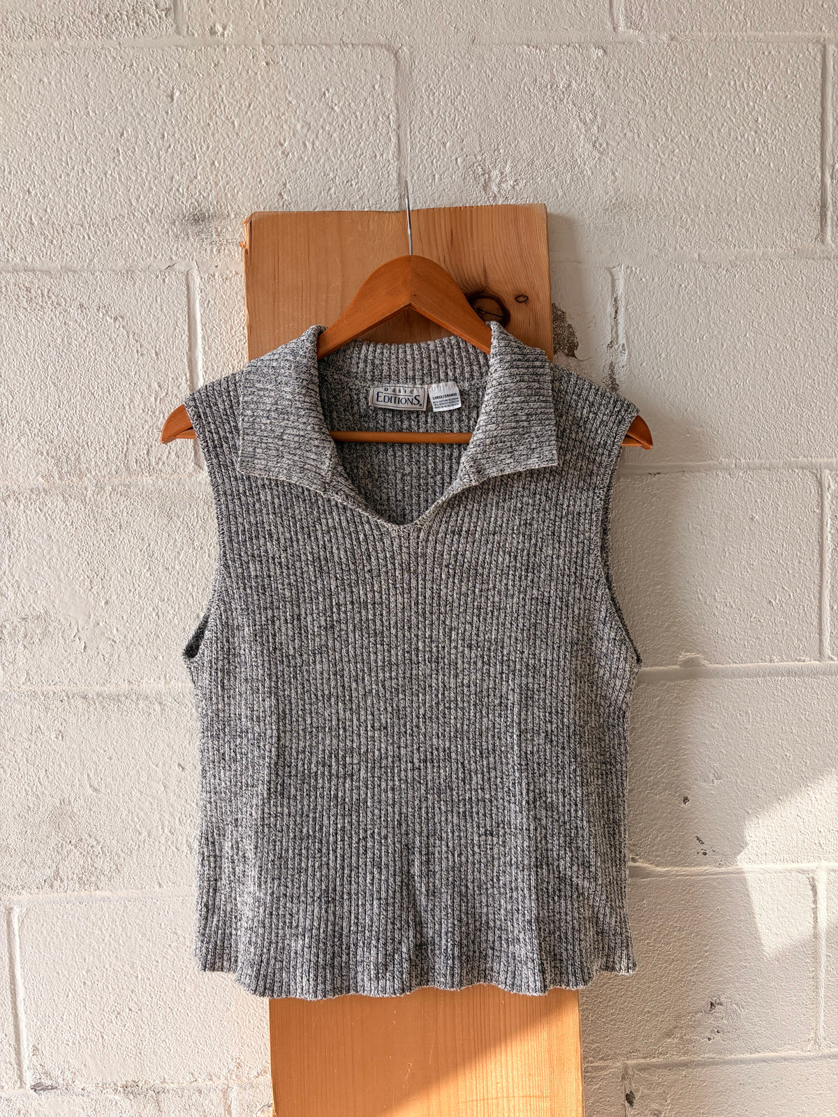 Collared Ribbed Gray Tank : L