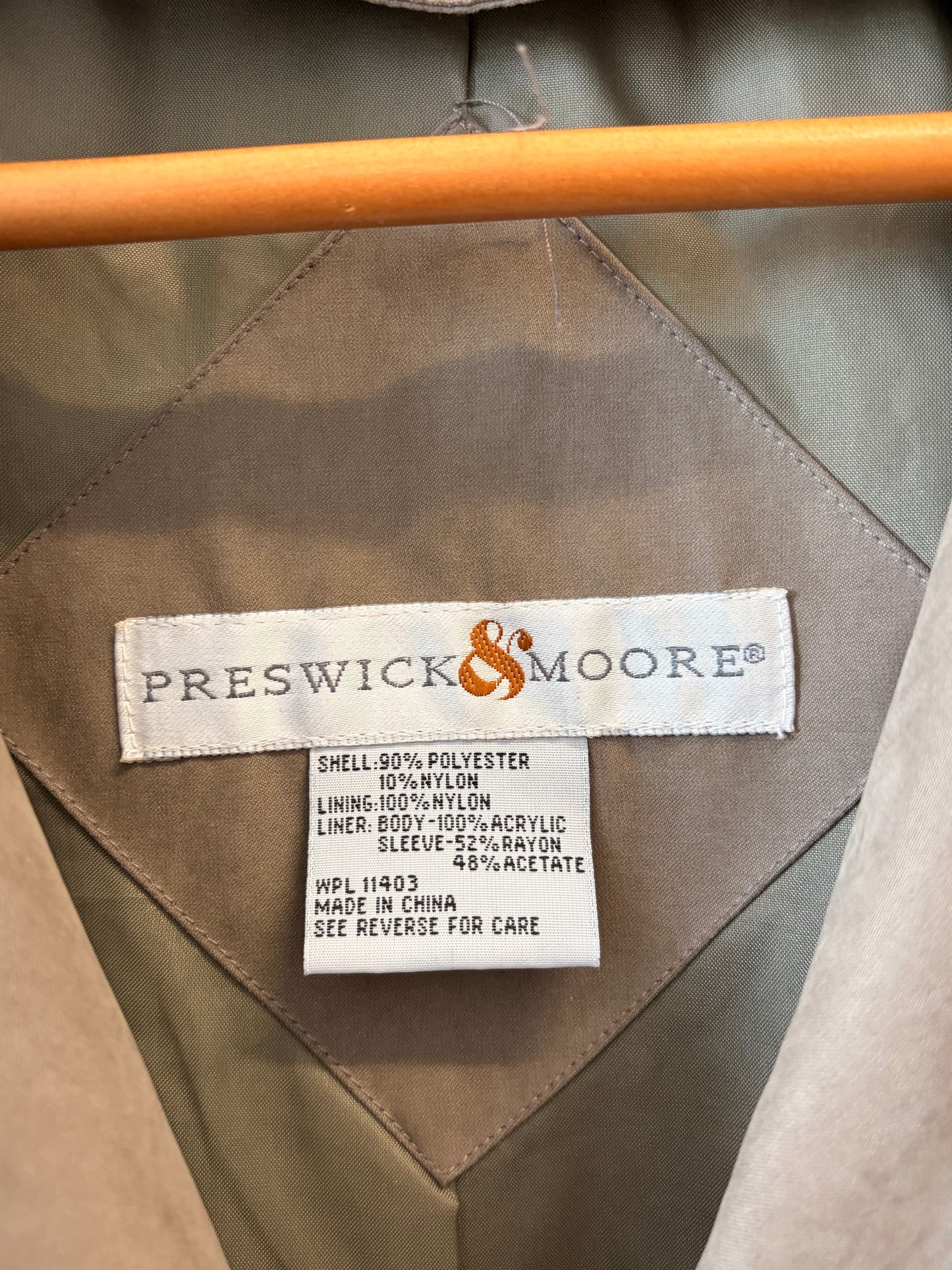 Embroidered Tan Trench Coat : L