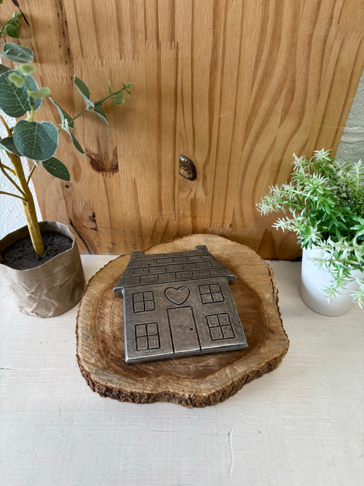 Vtg House Trivet