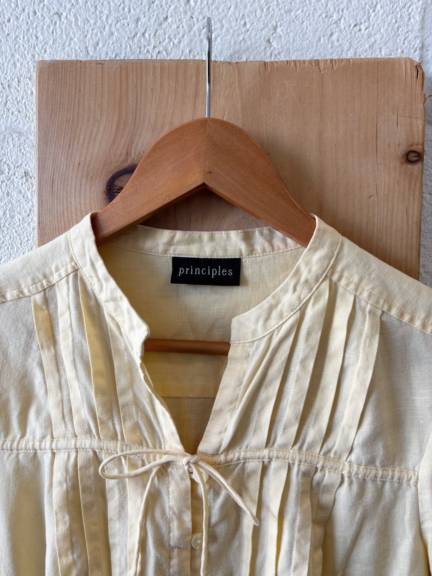 Butter Yellow Long Sleeve Top : M