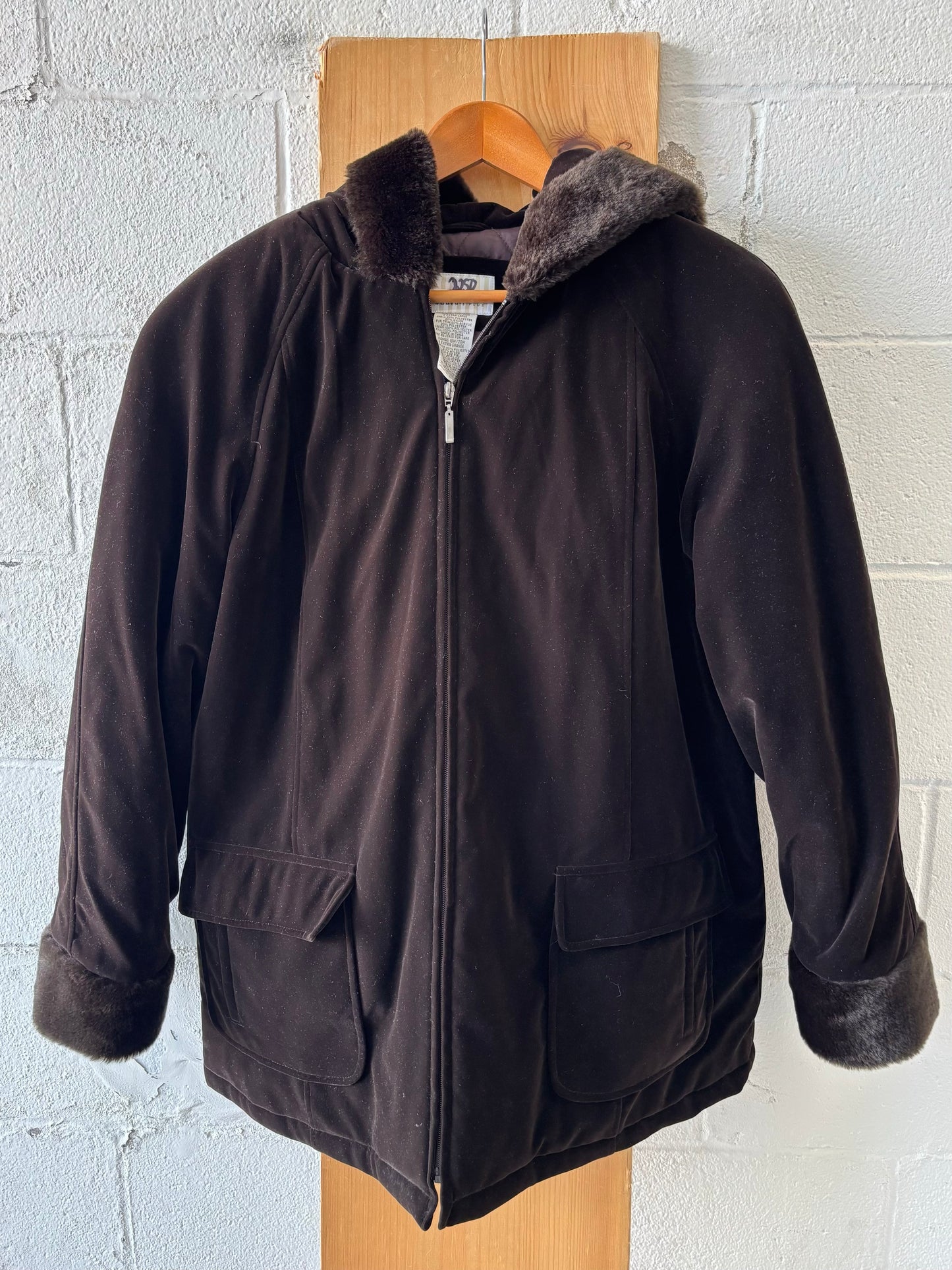 Chocolate Brown Faux Fur Coat : 18/20W (2XL)