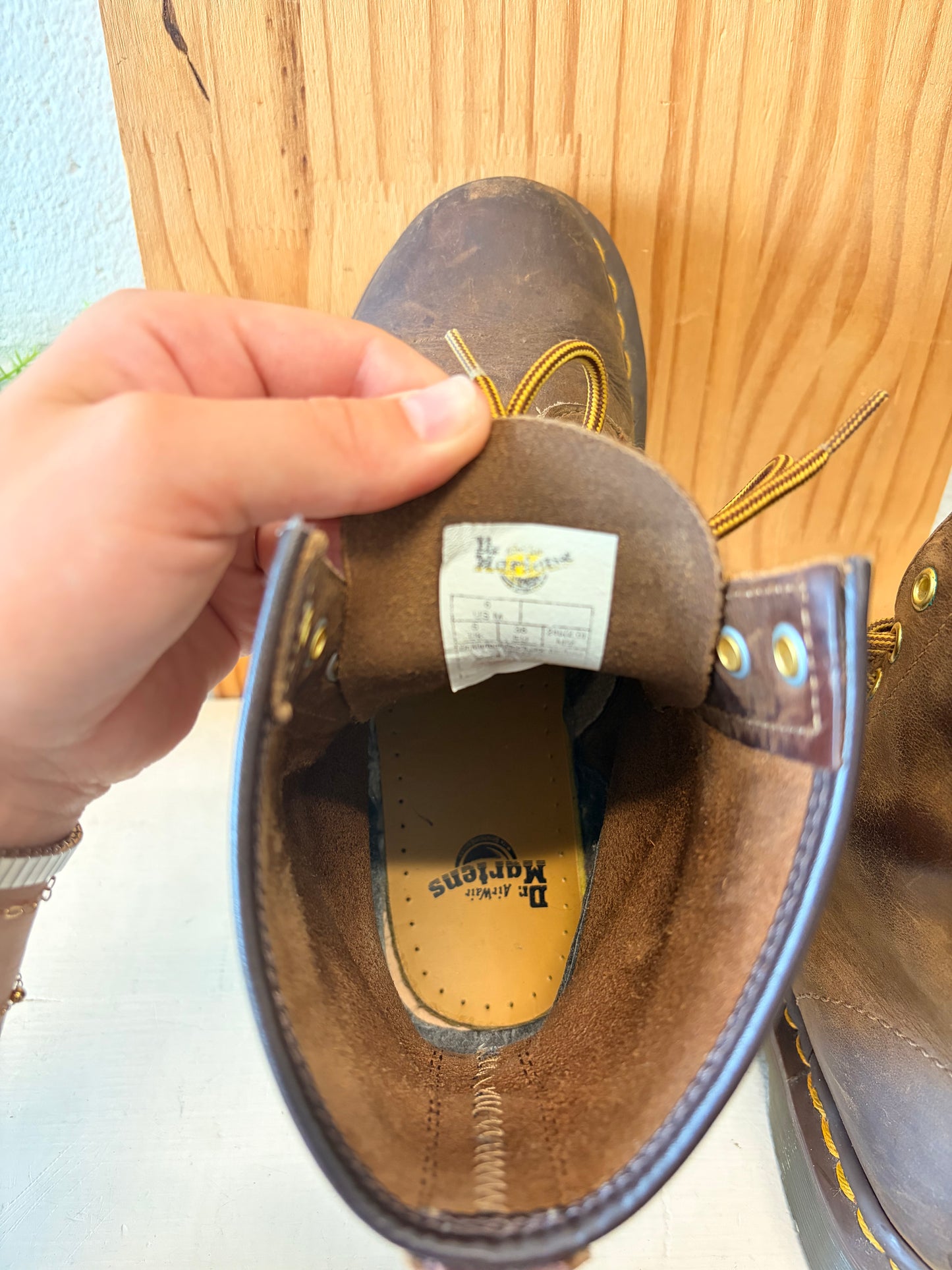 Dr. Marten Brown Boots : 6M