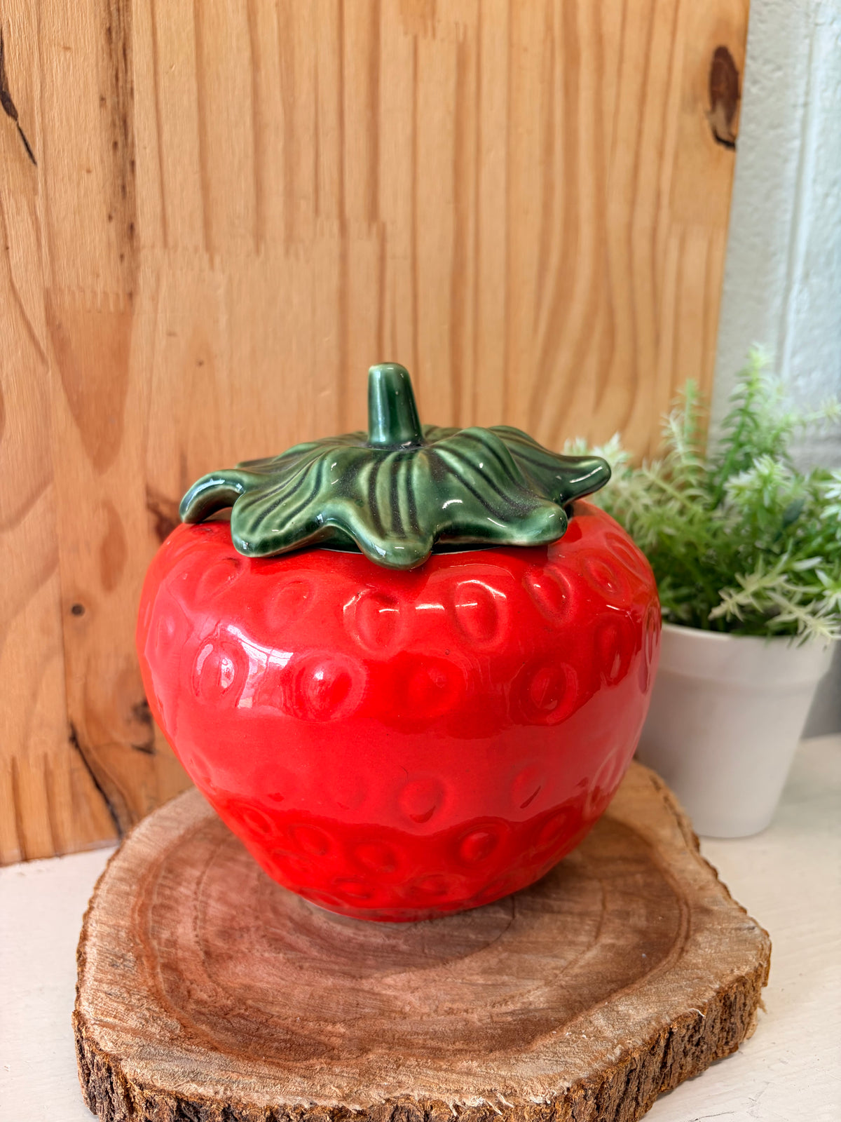 Vtg Strawberry Jar (Local Pick Up Only)