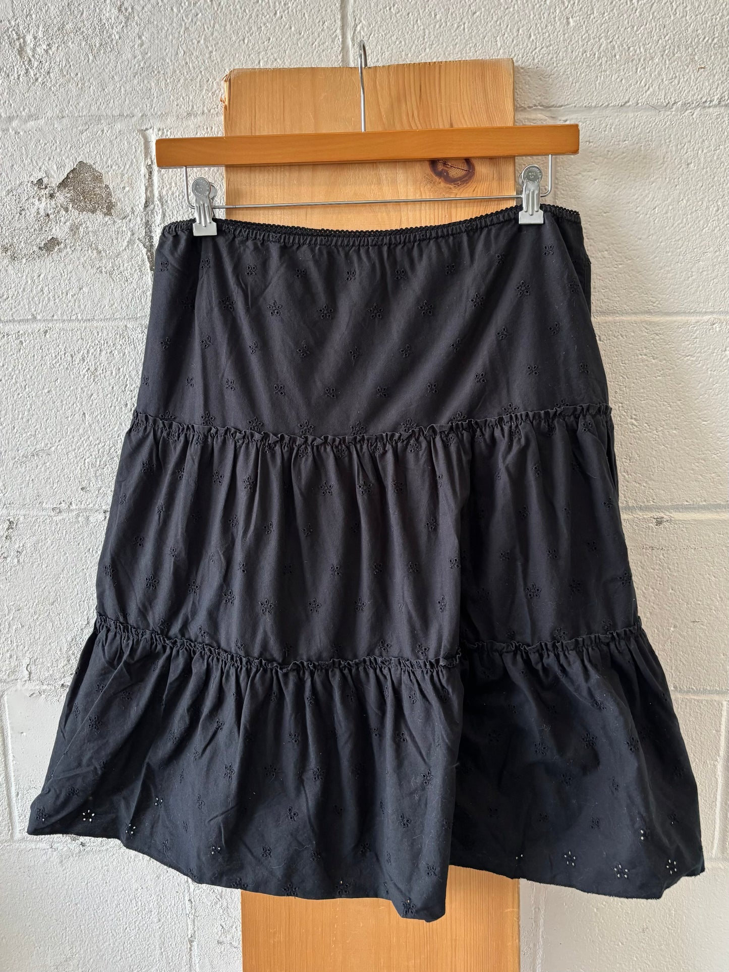Tiered Black Skirt : L